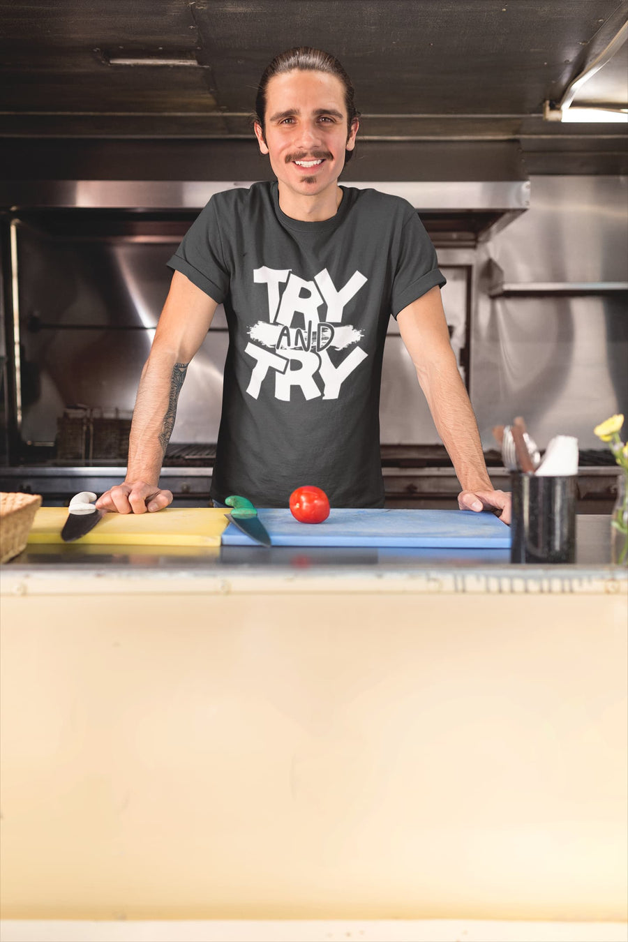 MENS BLACK ROUNDNECK T-SHIRT