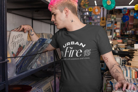 MENS BLACK ROUNDNECK T-SHIRT