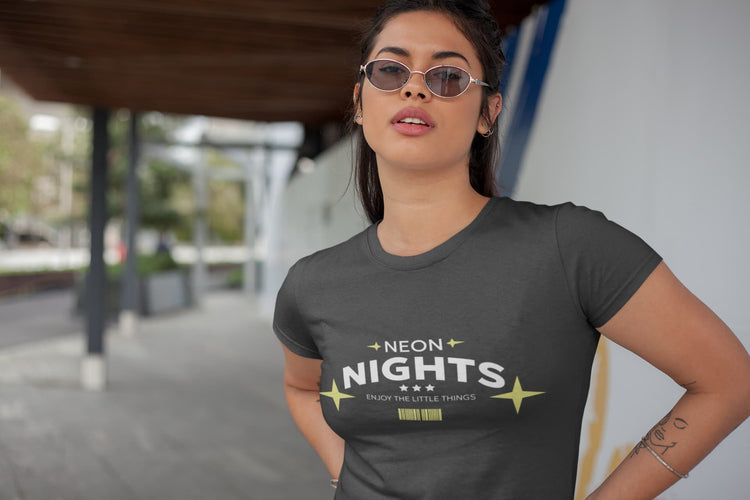 WOMENS BLACK ROUNDNECK T-SHIRT