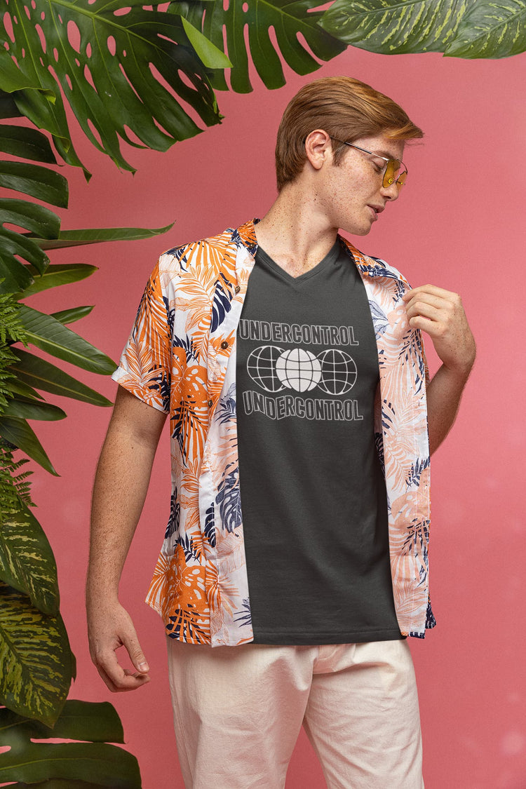 MENS BLACK VNECK T-SHIRT