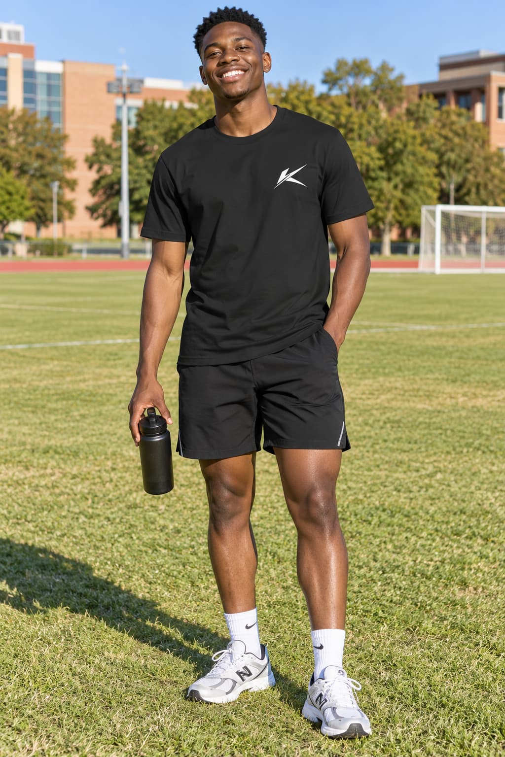 MENS BLACK ROUNDNECK T-SHIRT