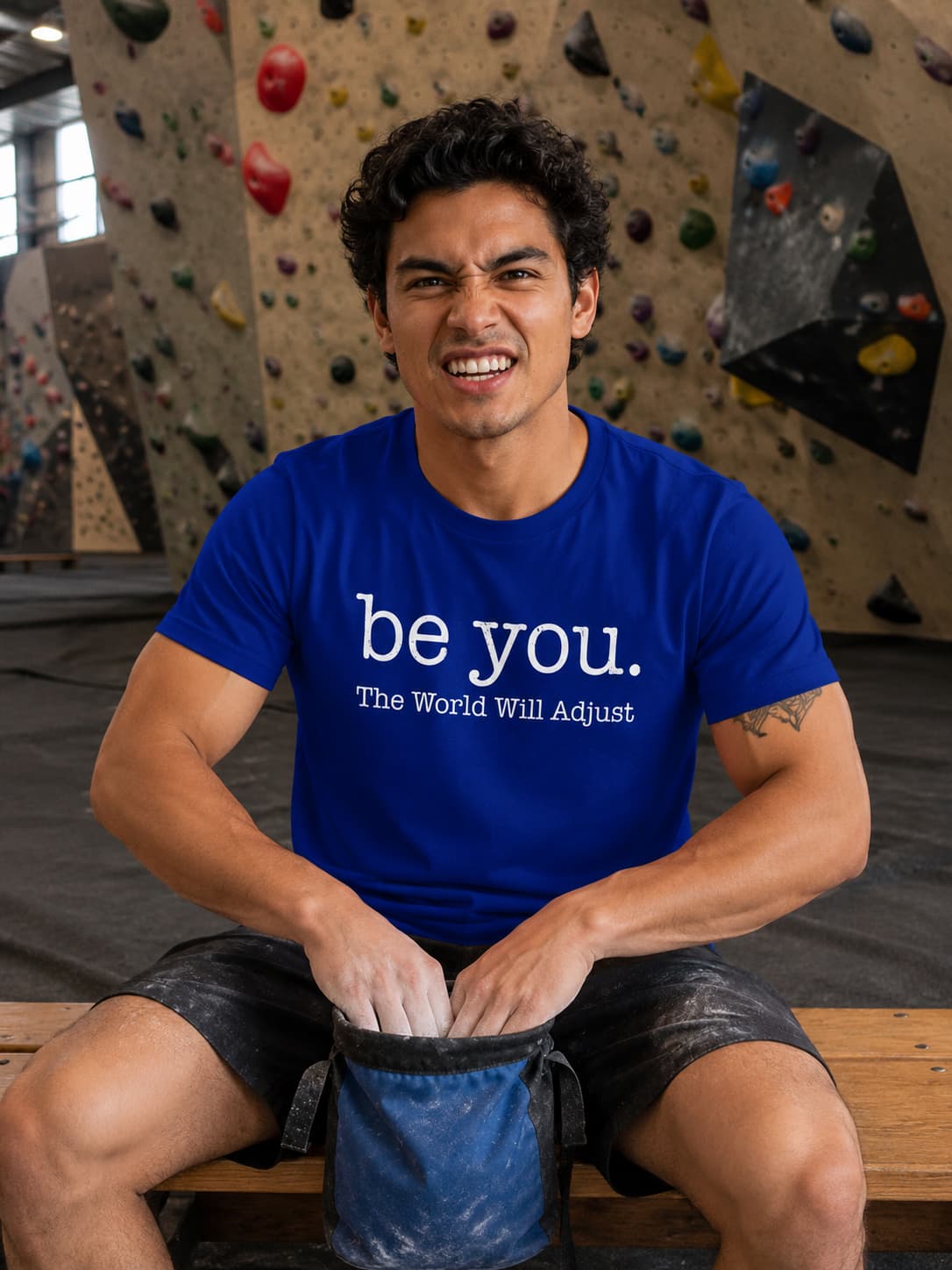 MENS ROYAL BLUE ROUNDNECK T-SHIRT