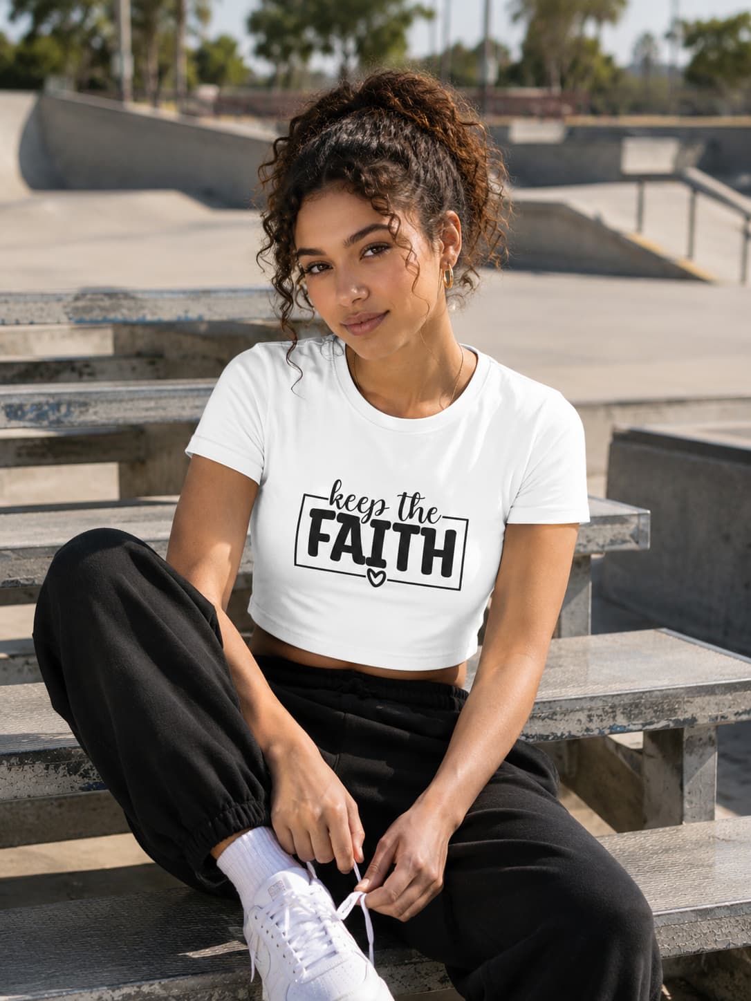 WOMENS WHITE CROP TOP