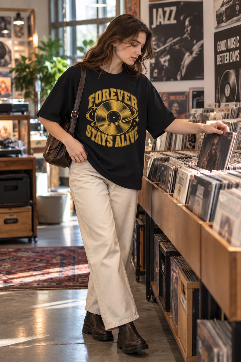 WOMENS BLACK OVERSIZED ROUNDNECK T-SHIRT