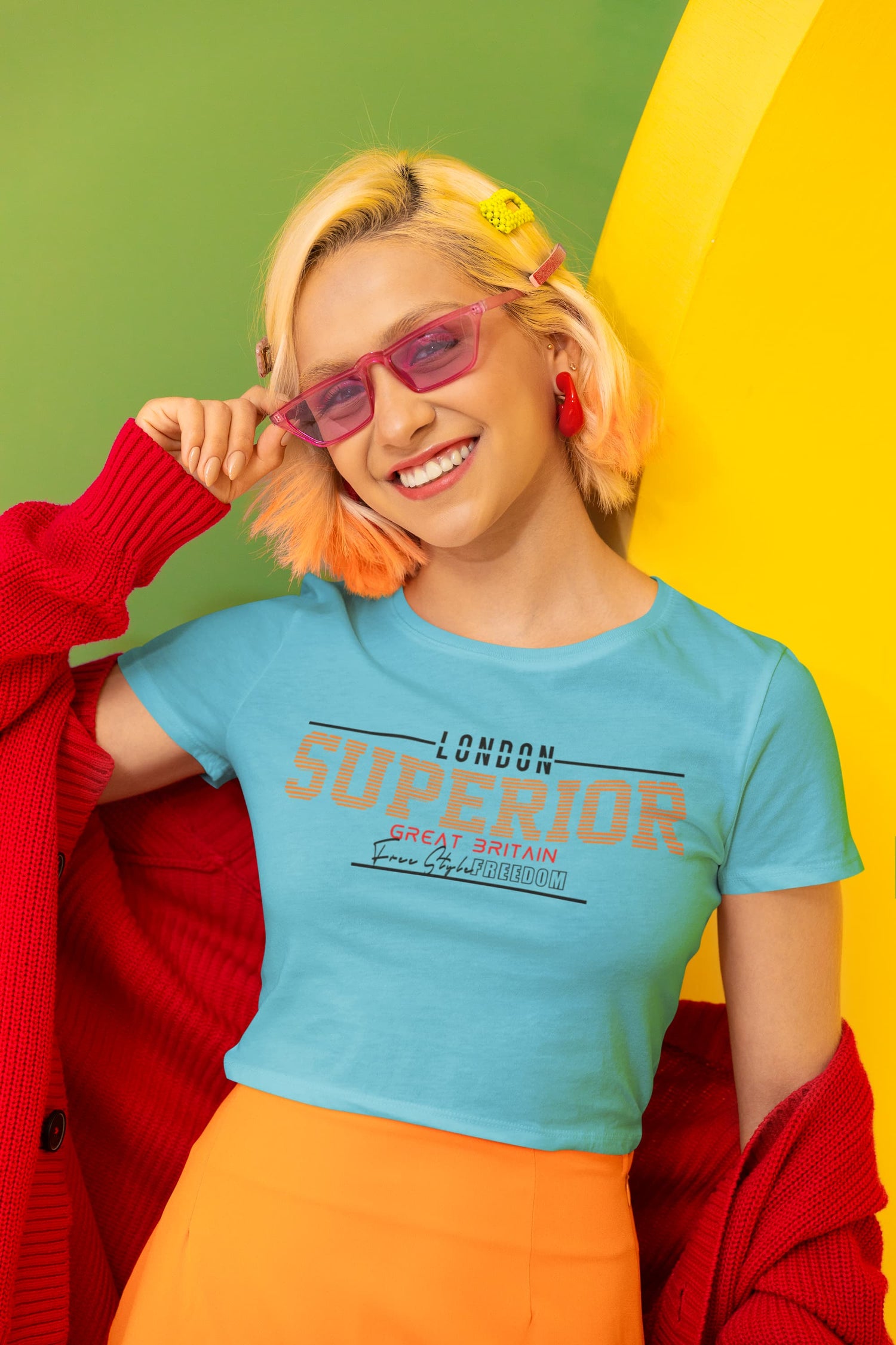 Person wearing a blue &