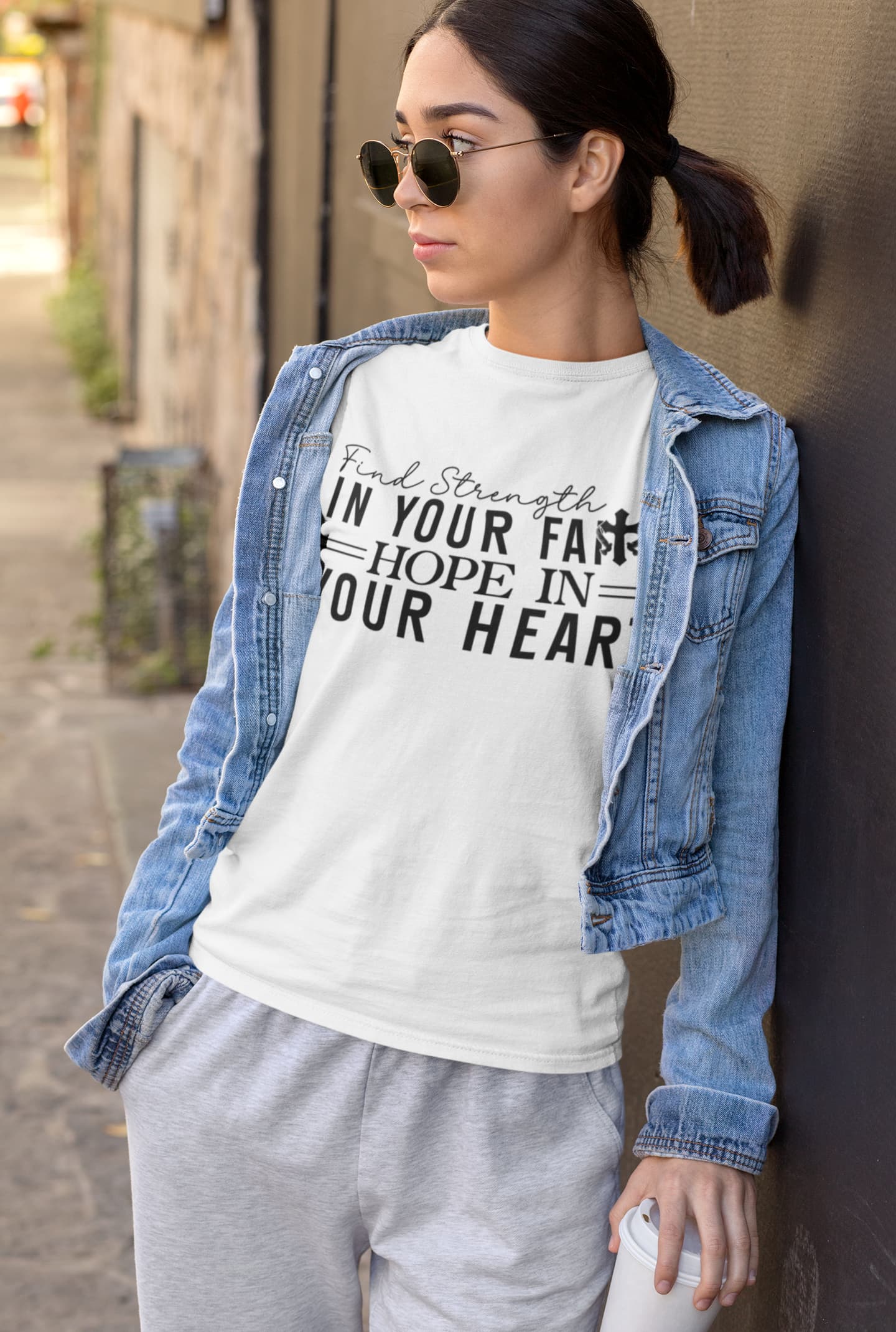 Women's White Round Neck T-shirts