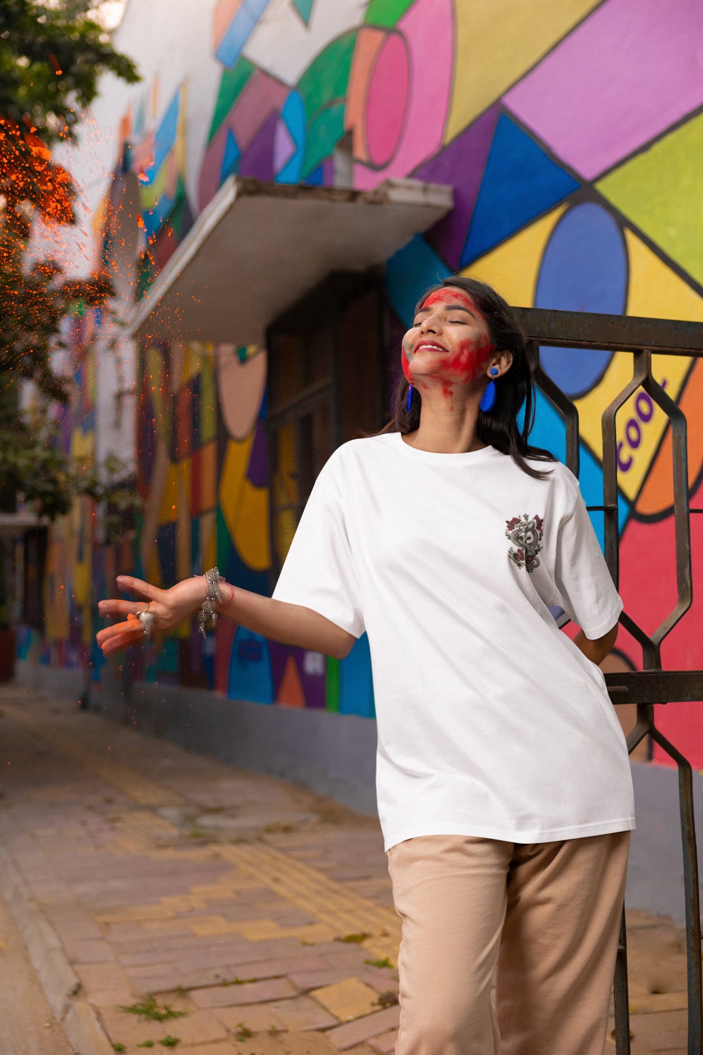 Men's White Oversized Round Neck T-shirts