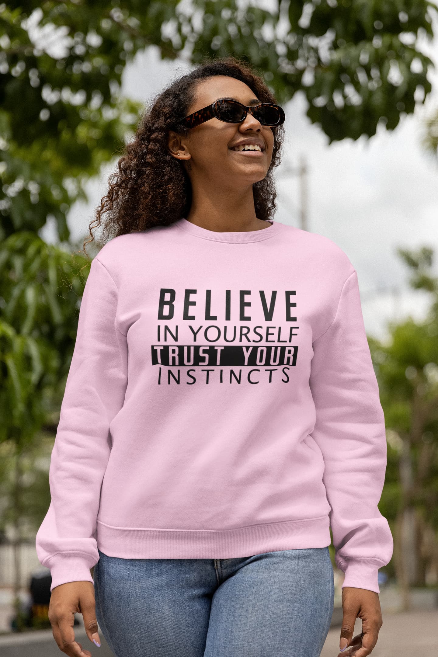UNISEX LIGHT PINK SWEATSHIRT