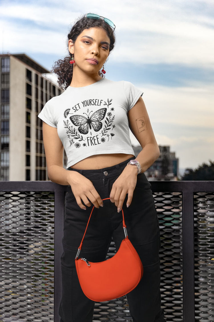 WOMENS WHITE CROP TOP