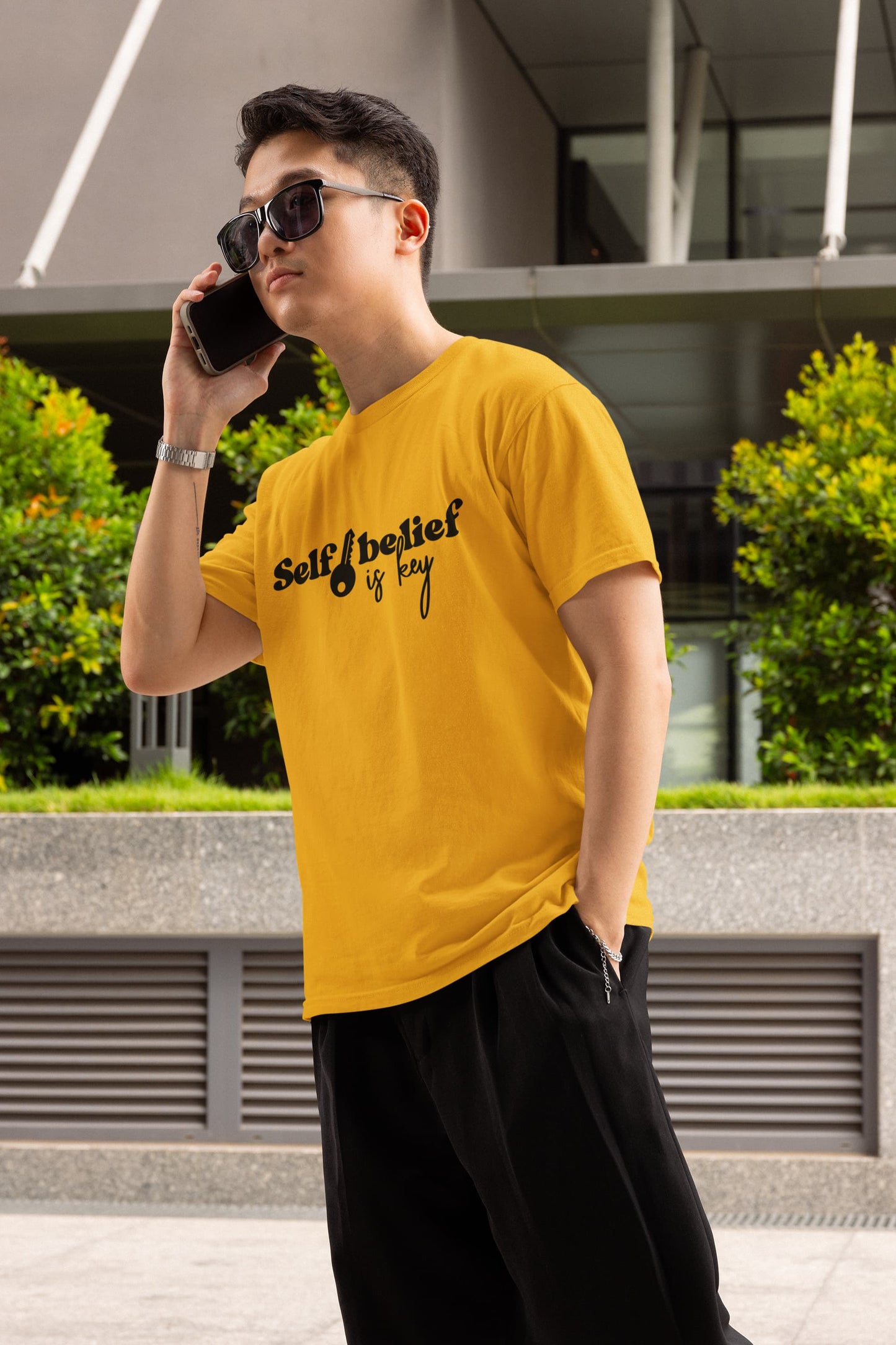 MENS GOLDEN YELLOW ROUNDNECK T-SHIRT