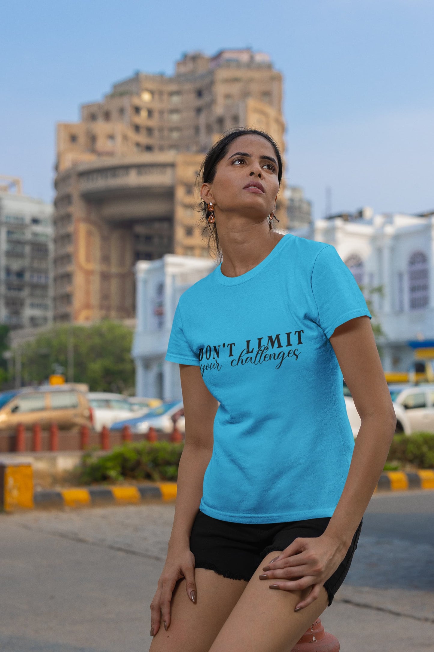 WOMENS SKY BLUE ROUNDNECK T-SHIRT