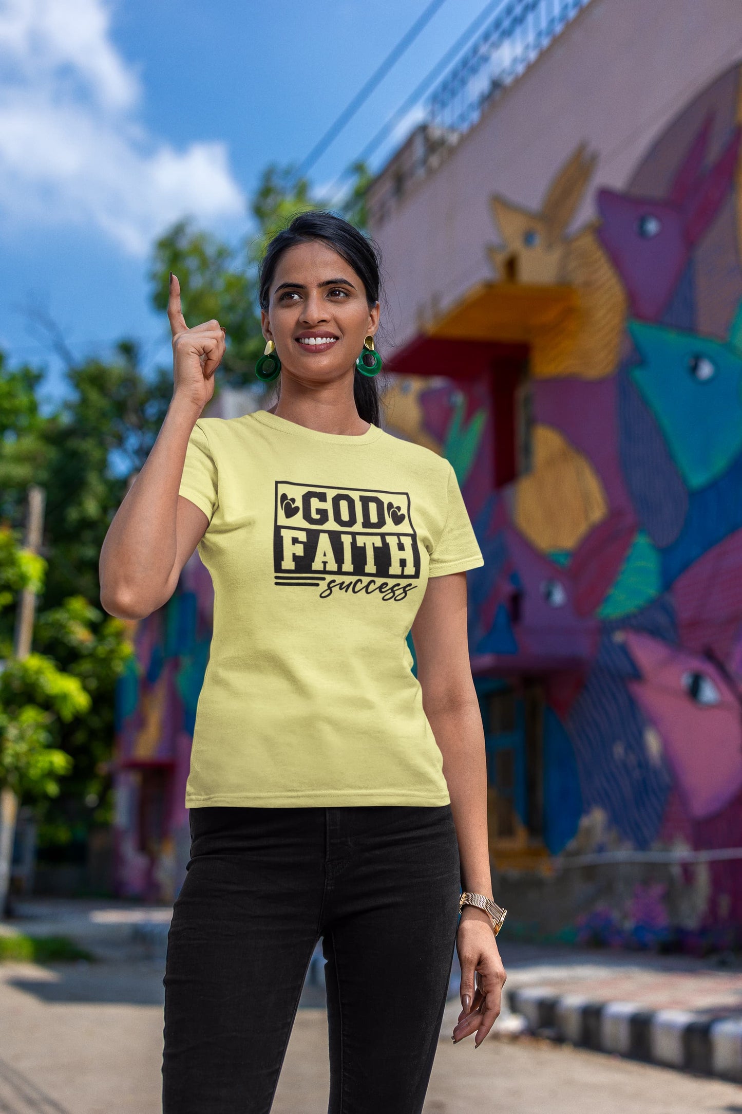 WOMENS BUTTER YELLOW ROUNDNECK T-SHIRT