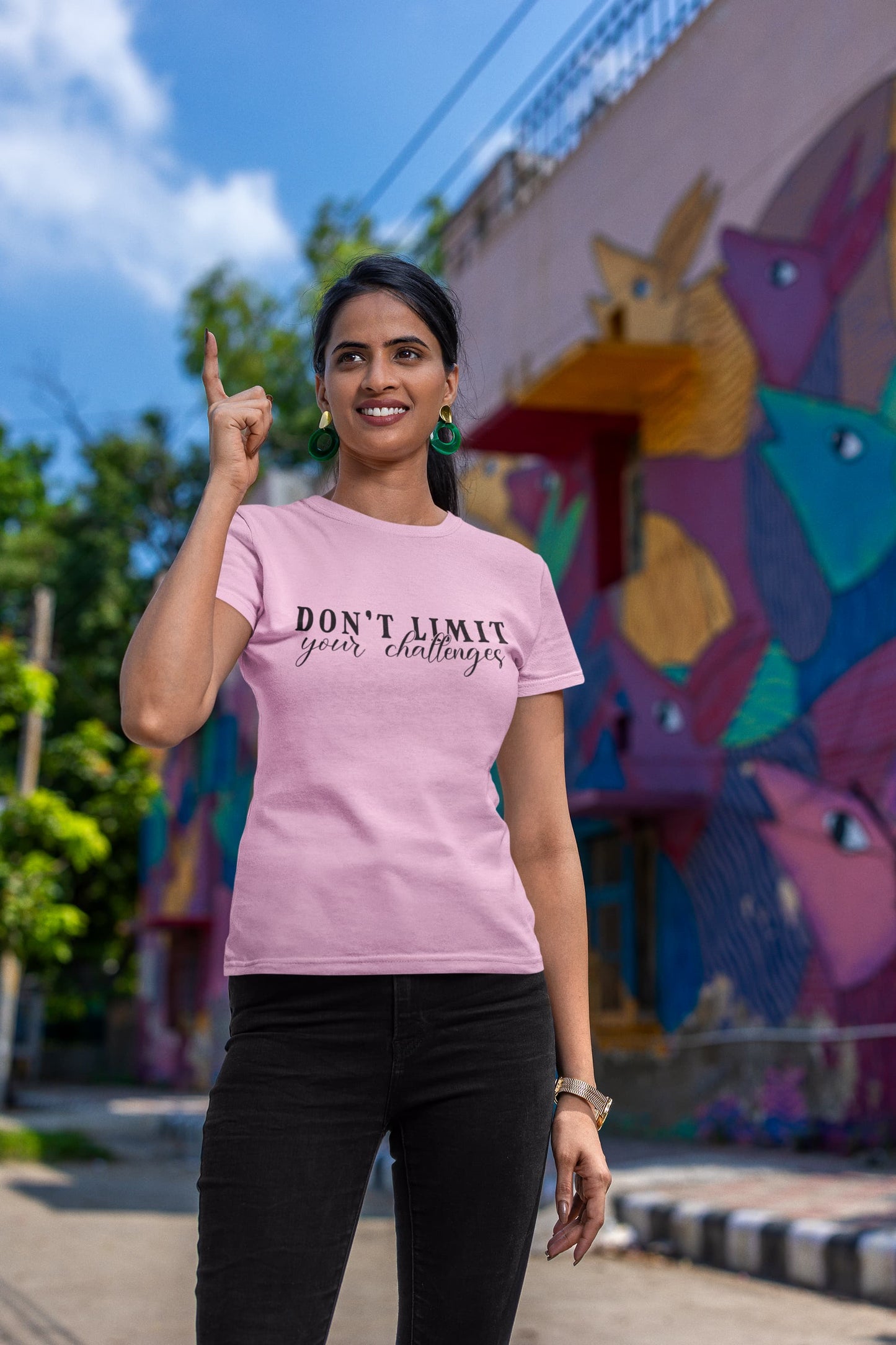 WOMENS LIGHT PINK ROUNDNECK T-SHIRT