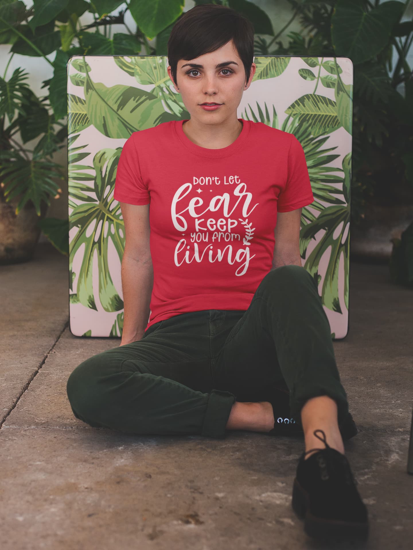 WOMENS RED ROUNDNECK T-SHIRT