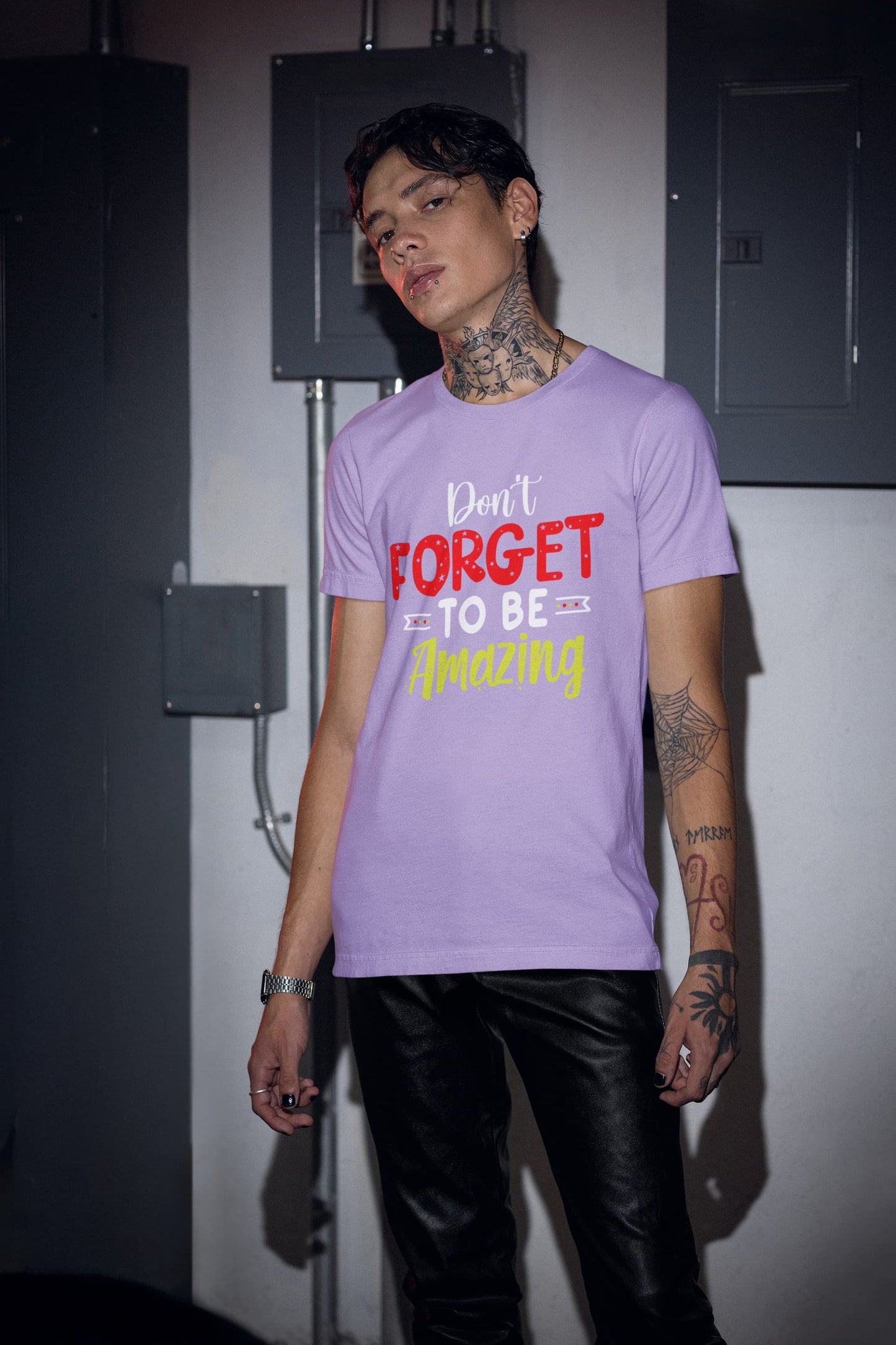 MENS IRIS LAVENDER ROUNDNECK T-SHIRT