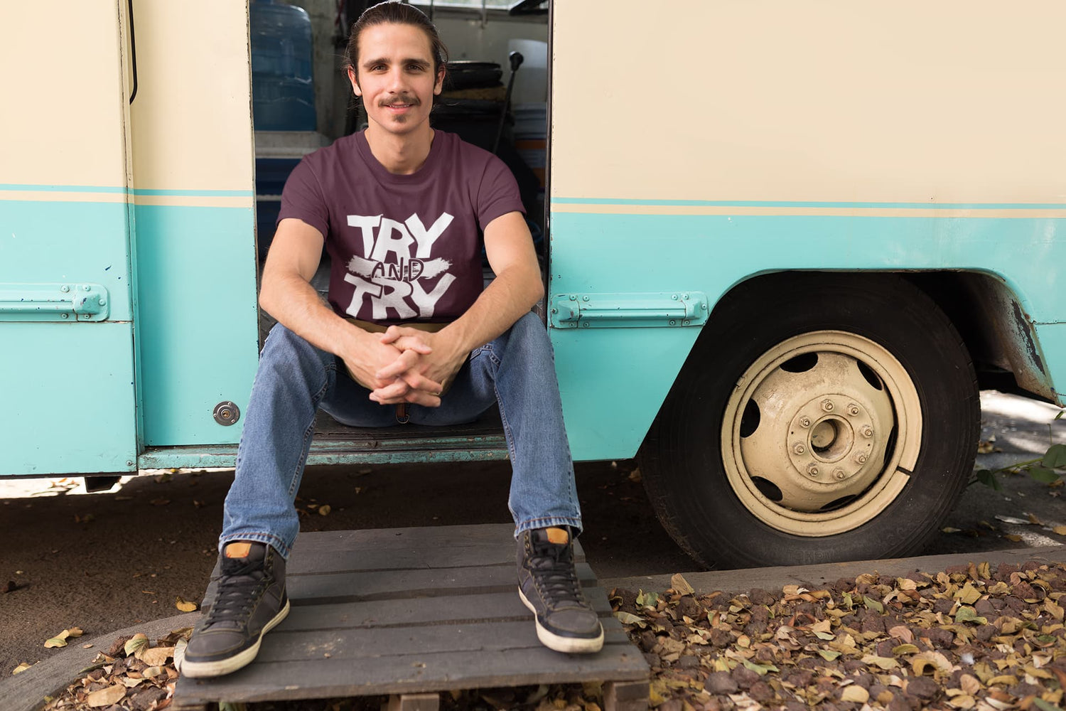 MENS BURGUNDY ROUNDNECK T-SHIRT