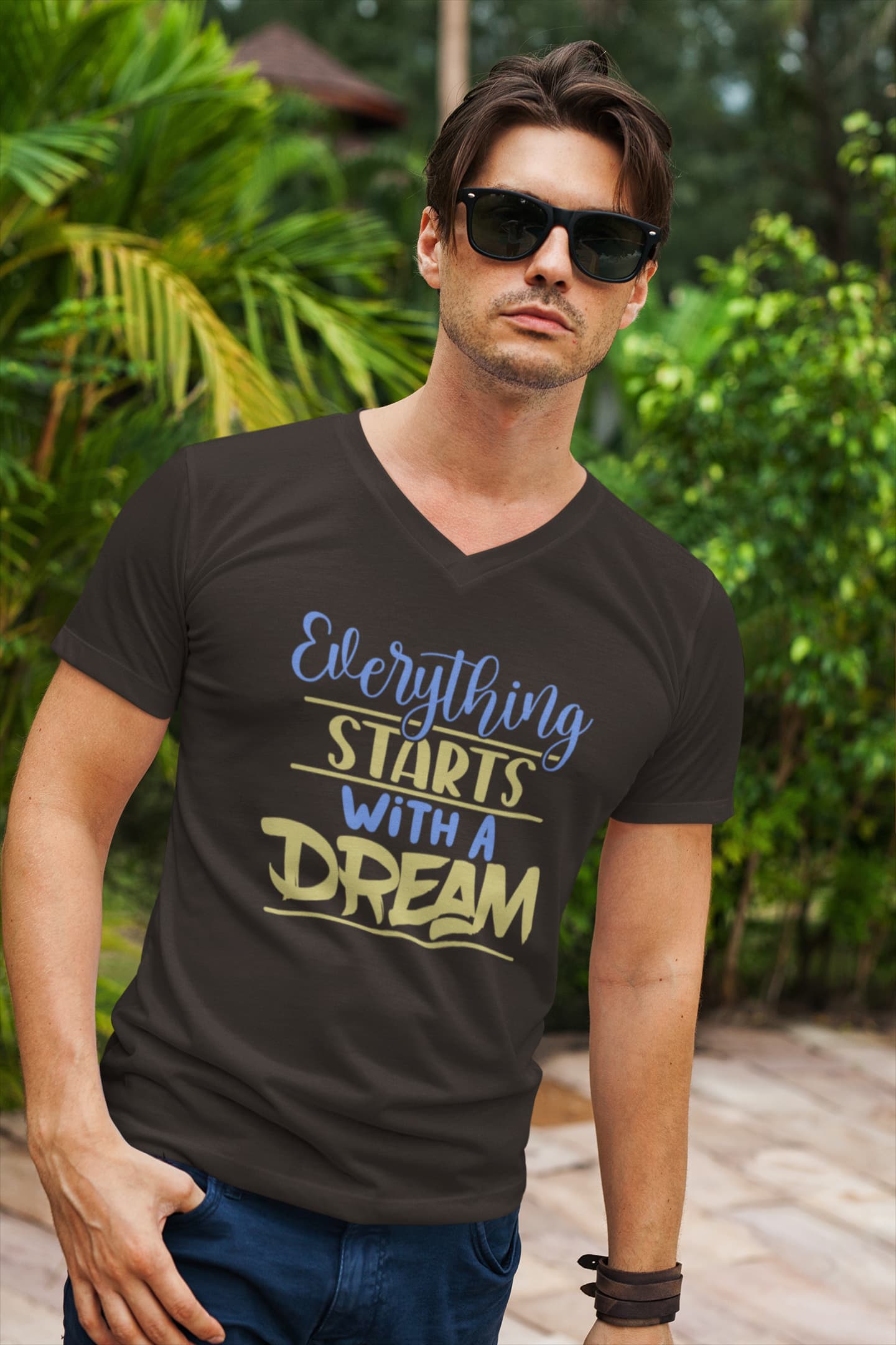 MENS BLACK VNECK T-SHIRT
