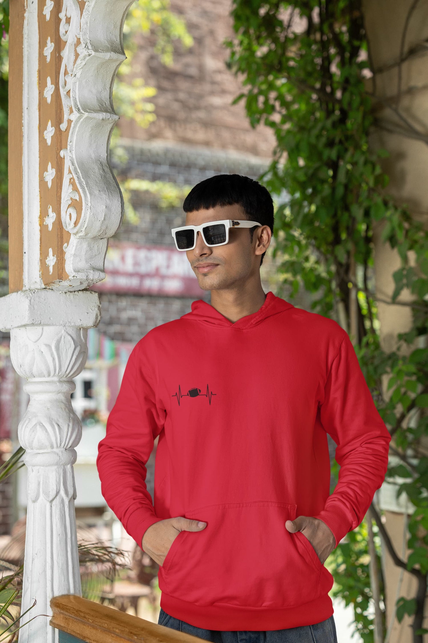 UNISEX RED HOODIES