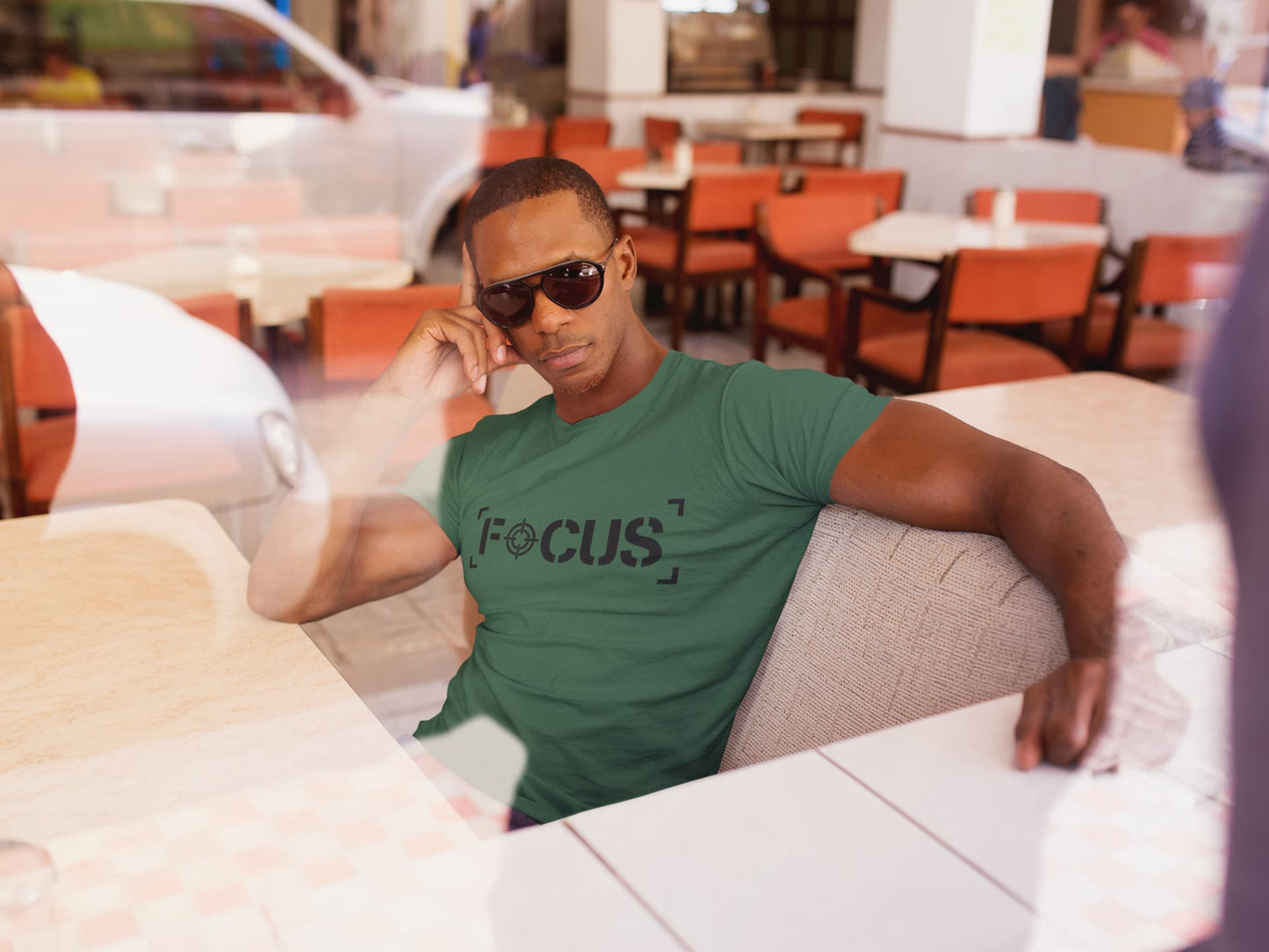MENS OLIVE GREEN ROUNDNECK T-SHIRT