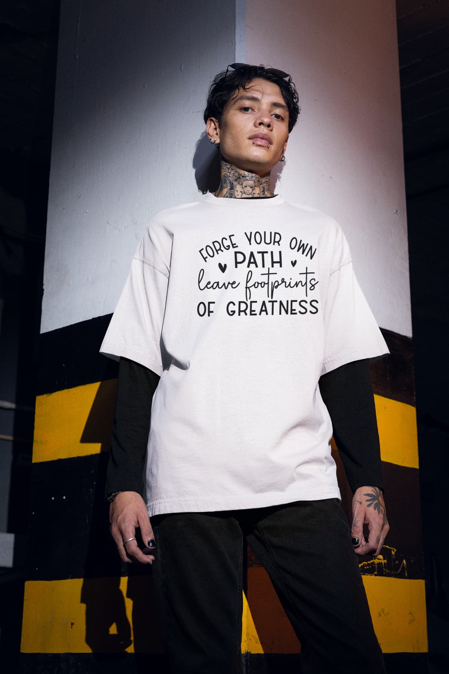 UNISEX WHITE OVERSIZED T-SHIRT