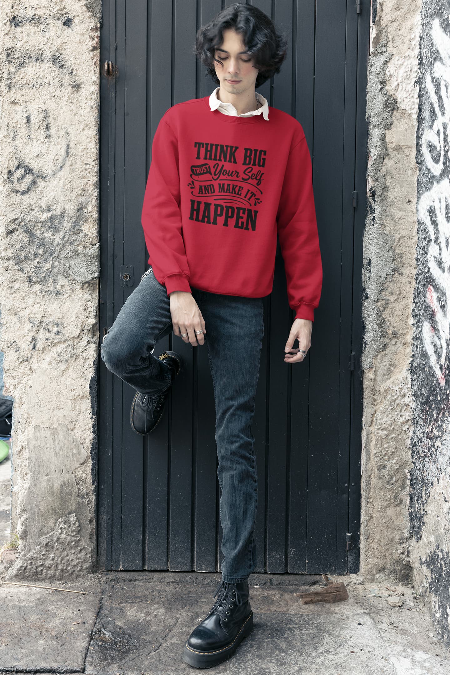 UNISEX RED SWEATSHIRT