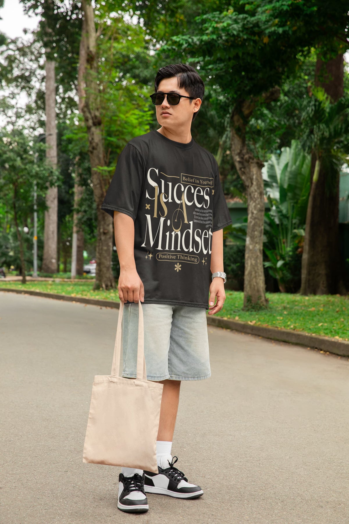 Men's Black Oversized Round Neck T-shirts