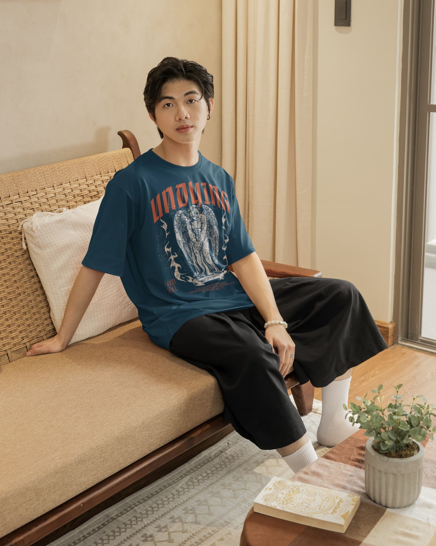Men's Navy Blue Oversized Round Neck T-shirts