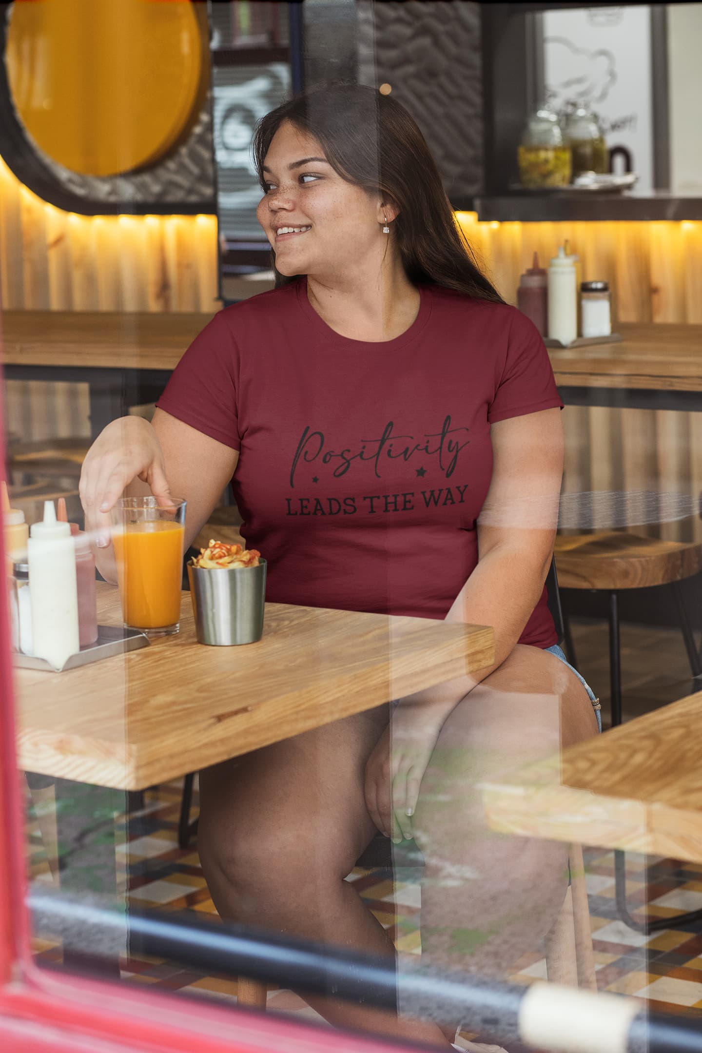 WOMENS MAROON ROUNDNECK T-SHIRT