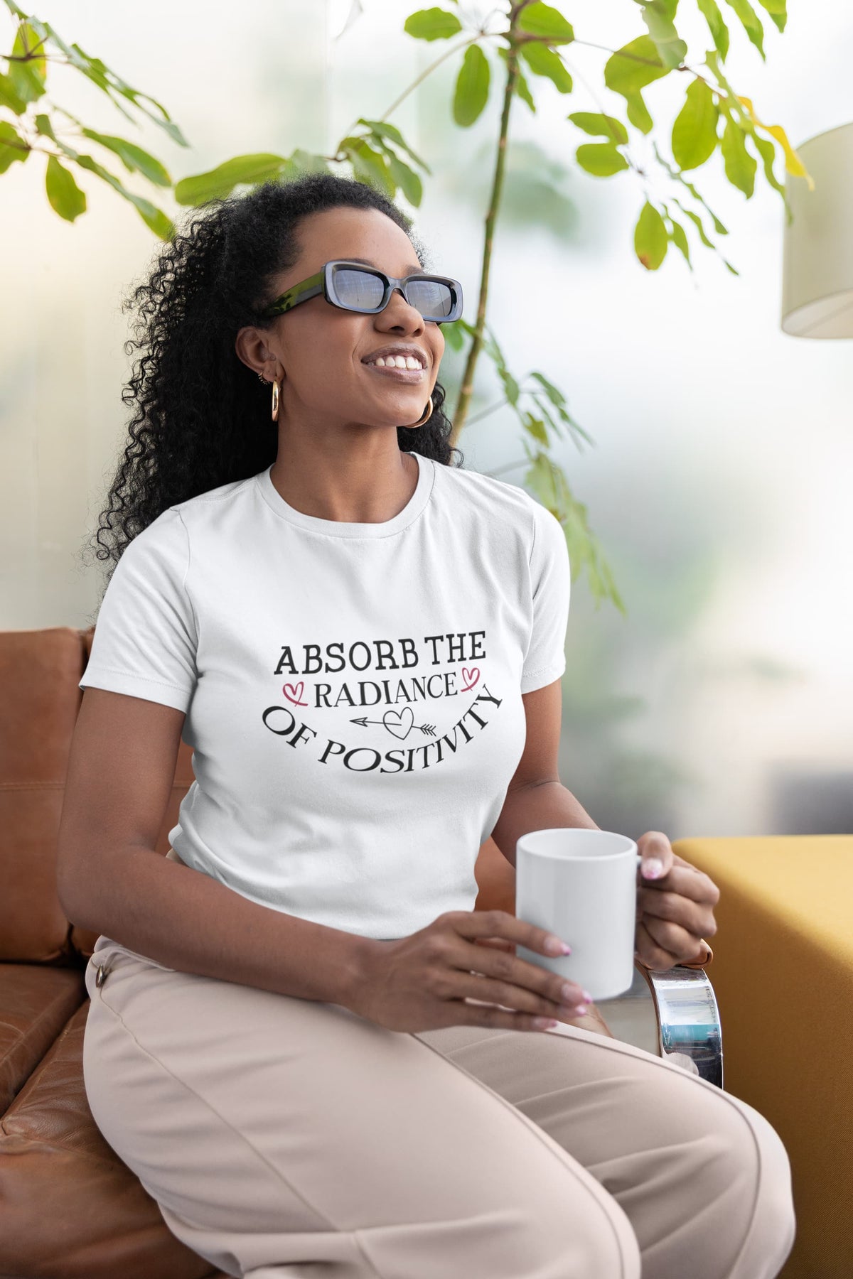 WOMENS WHITE ROUNDNECK T-SHIRT