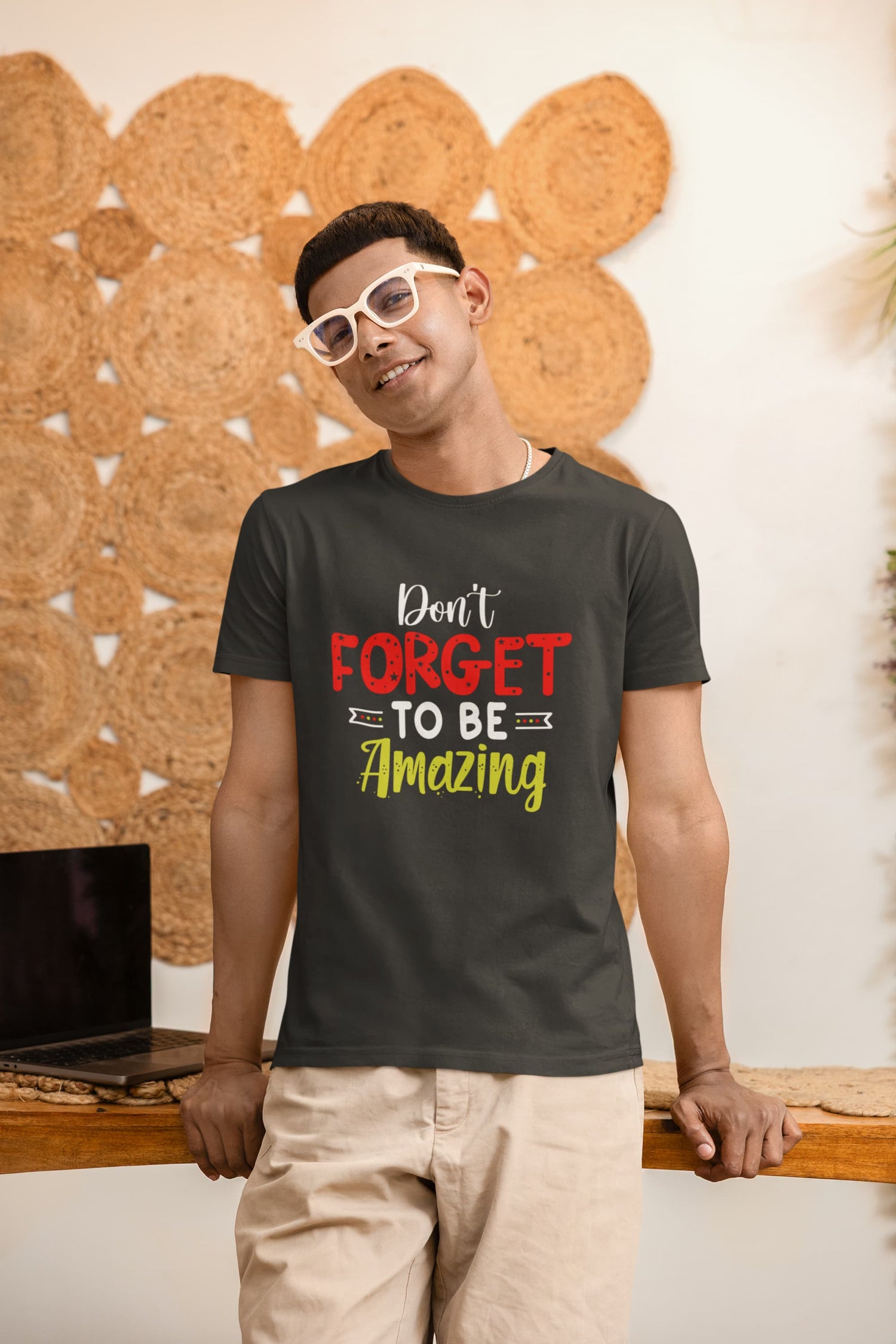 MENS BLACK ROUNDNECK T-SHIRT