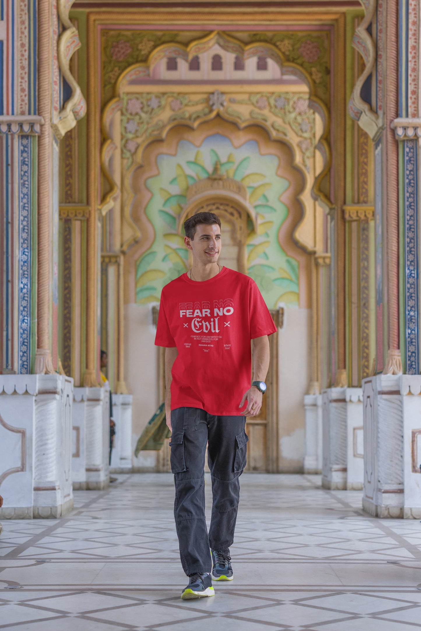 UNISEX RED OVERSIZED T-SHIRT