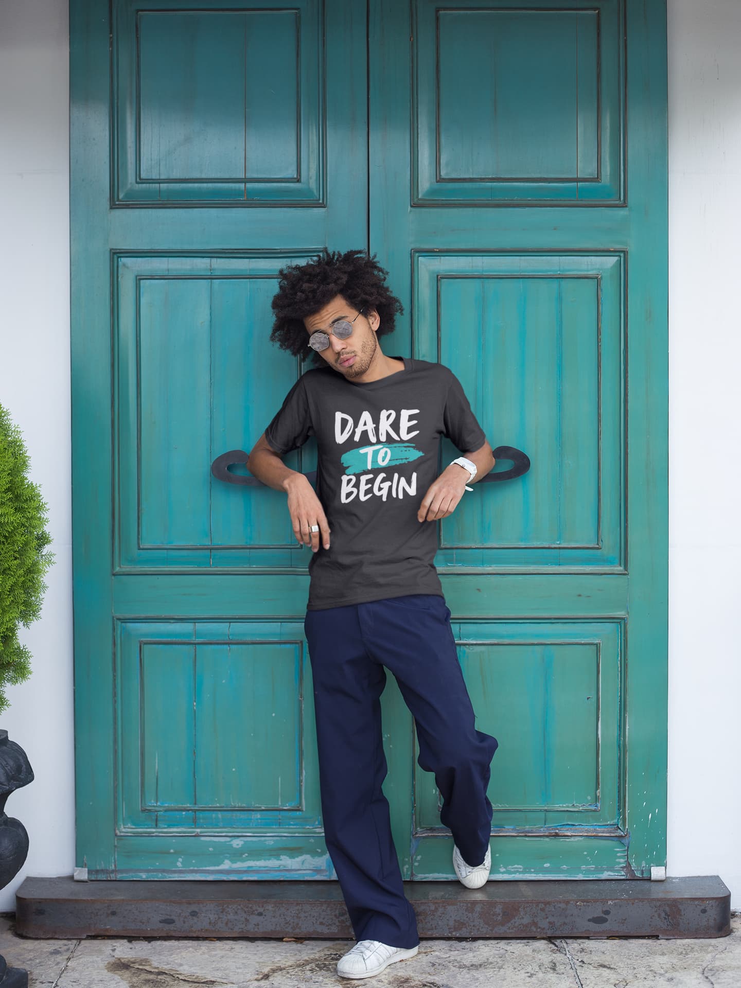 MENS BLACK ROUNDNECK T-SHIRT