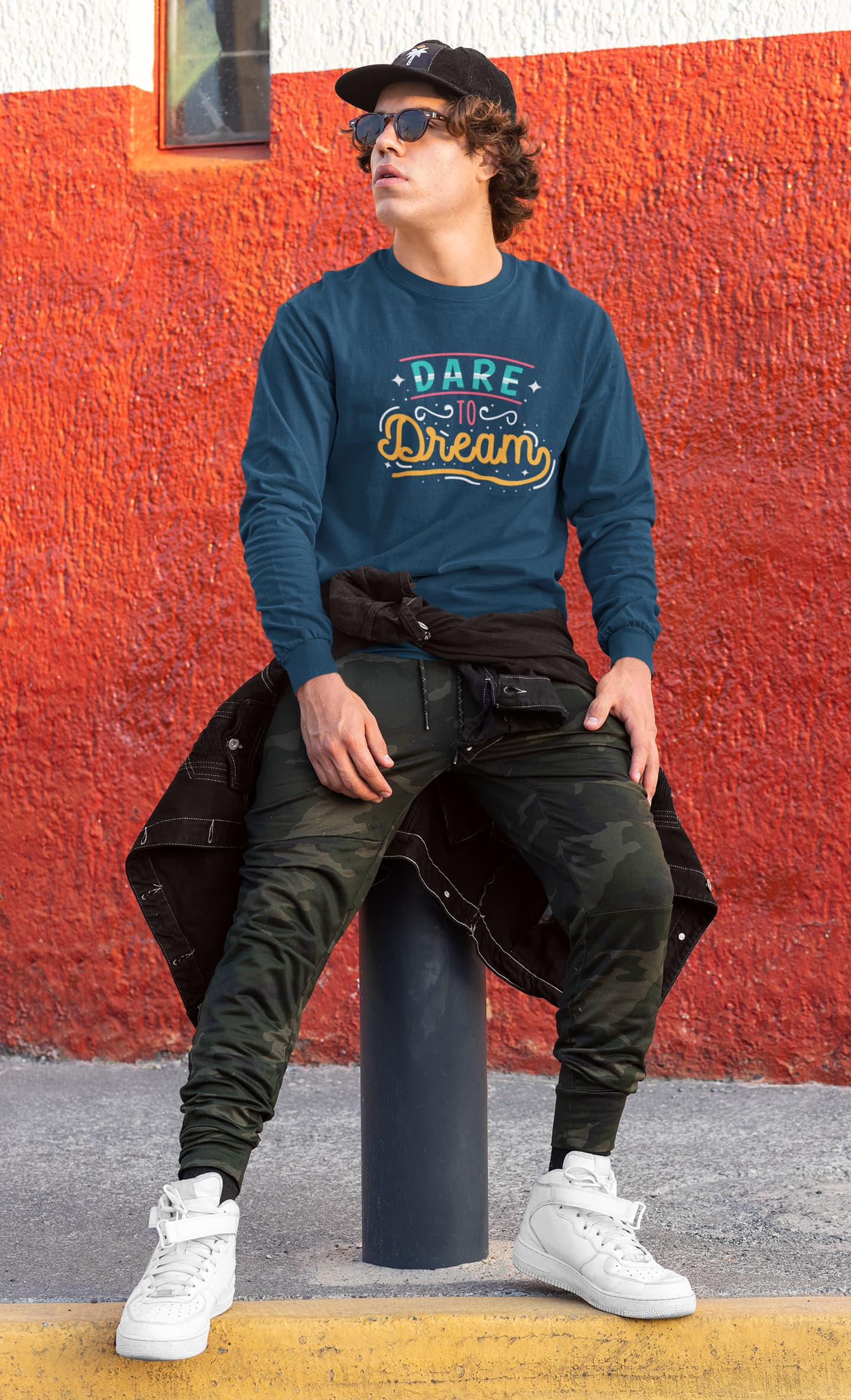 UNISEX NAVY BLUE SWEATSHIRT