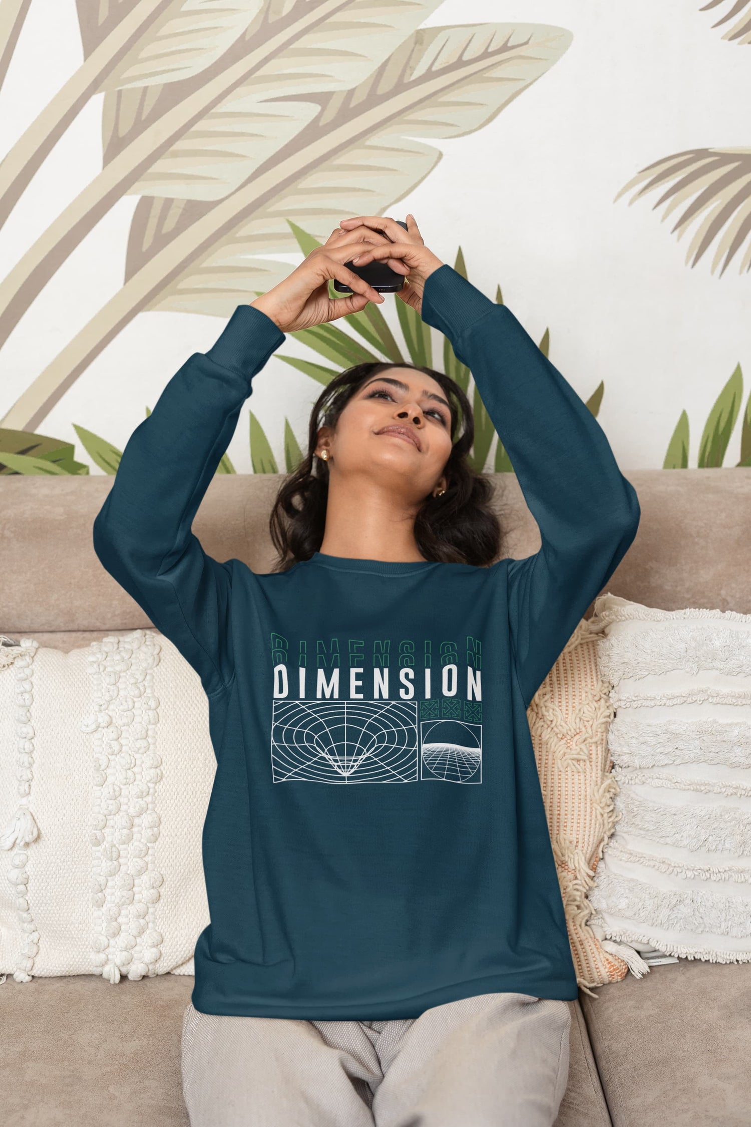 UNISEX NAVY BLUE SWEATSHIRT