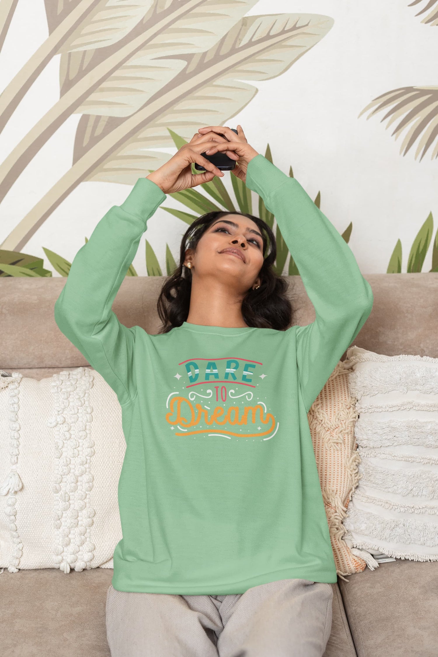 UNISEX MINT GREEN SWEATSHIRT