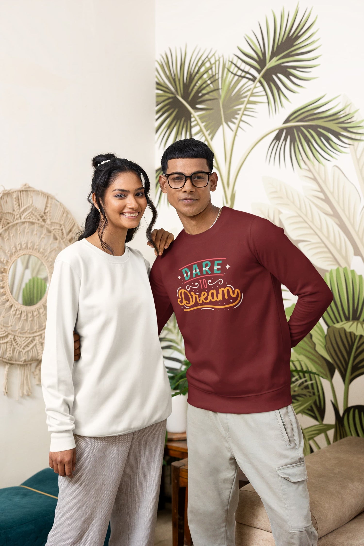 UNISEX MAROON SWEATSHIRT