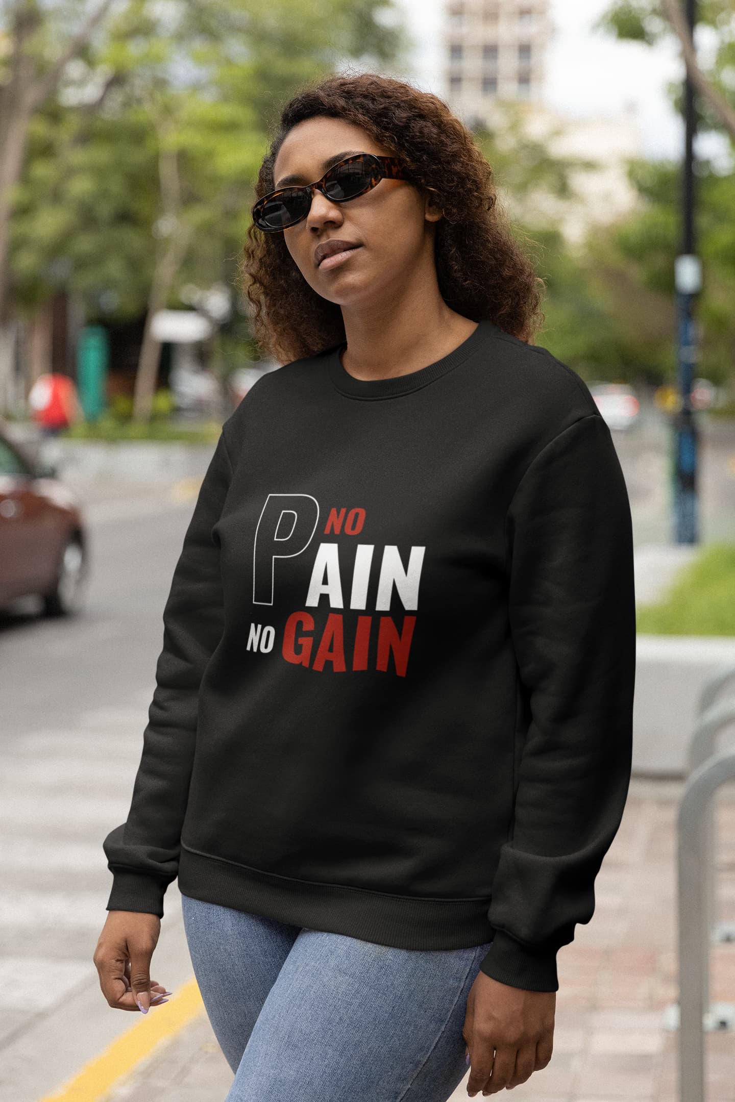 UNISEX BLACK SWEATSHIRT