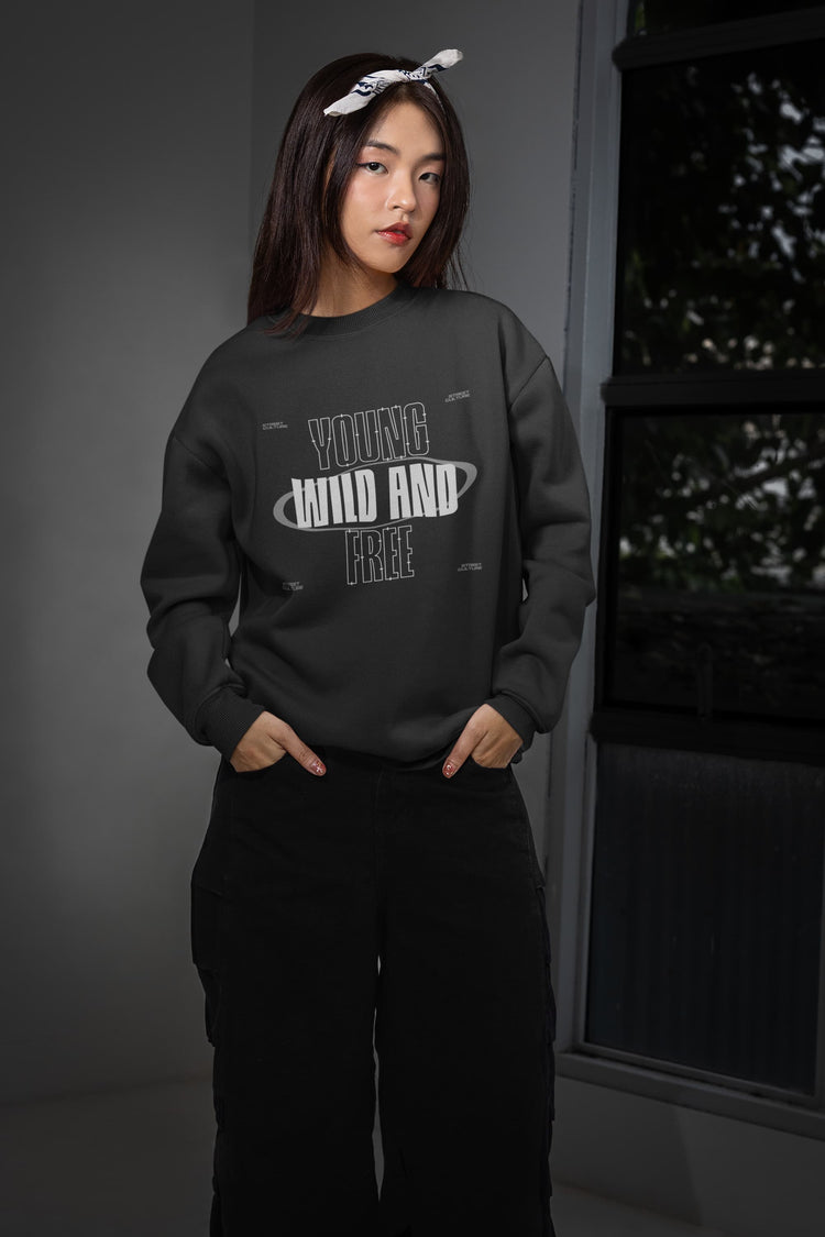 UNISEX BLACK SWEATSHIRT