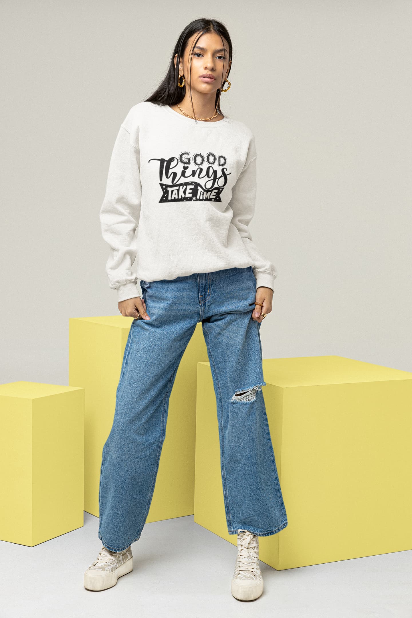 UNISEX WHITE SWEATSHIRT 