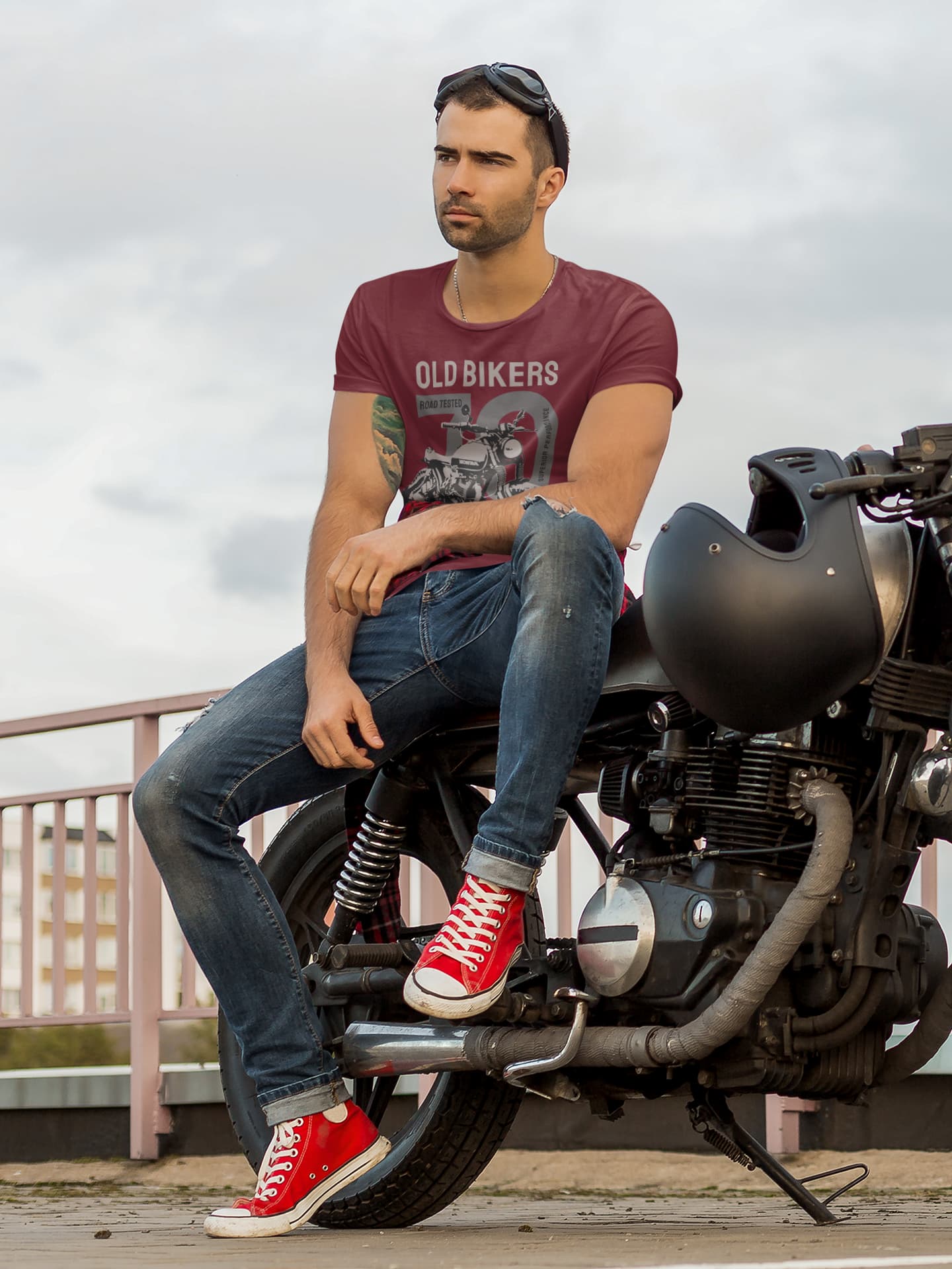 Men's Maroon Round Neck T-shirts