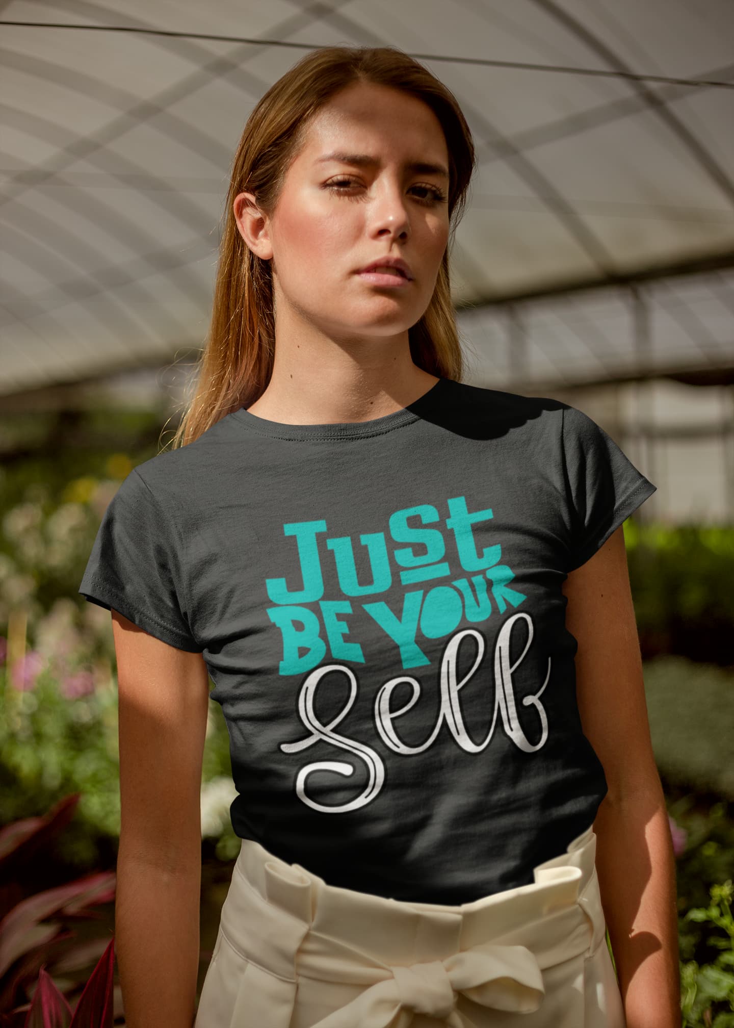 WOMENS BLACK ROUNDNECK T-SHIRT