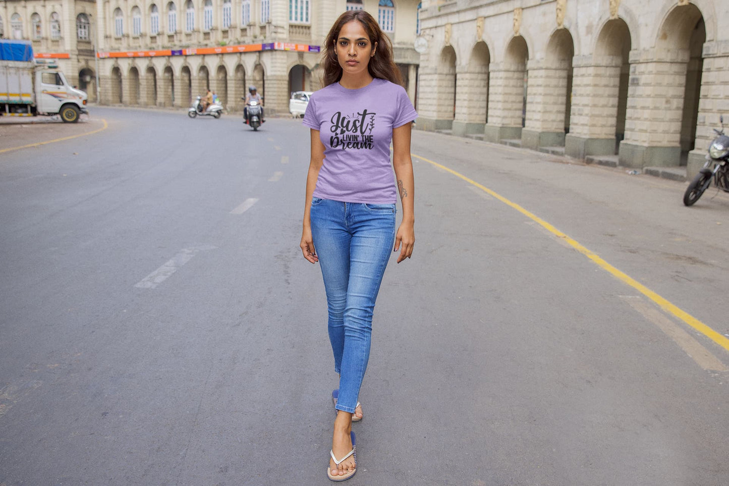 WOMENS IRIS LAVENDER ROUNDNECK T-SHIRT