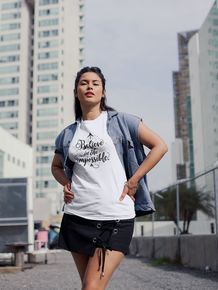 WOMENS WHITE ROUNDNECK T-SHIRT