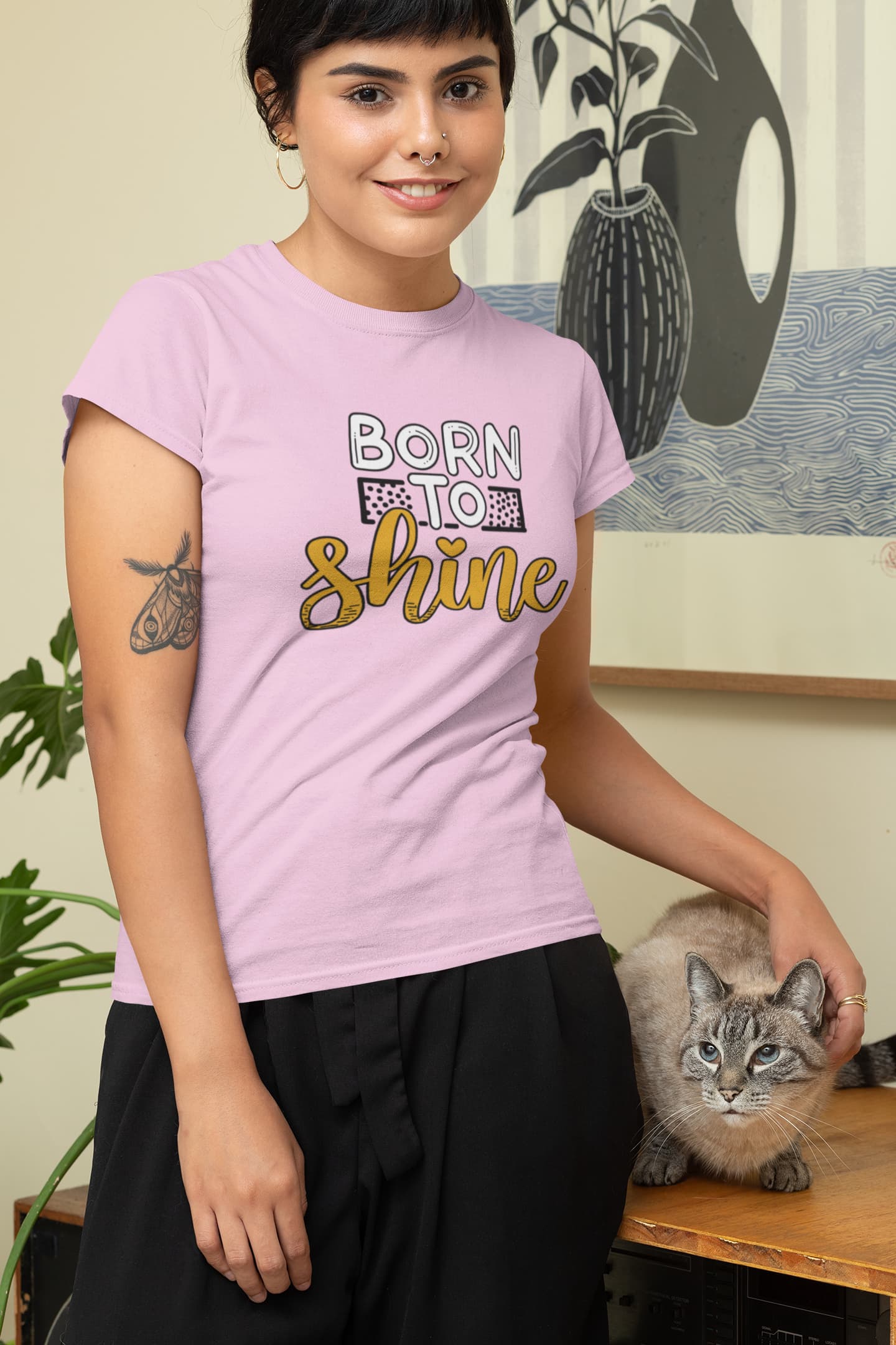 WOMENS LIGHT PINK ROUNDNECK T-SHIRT