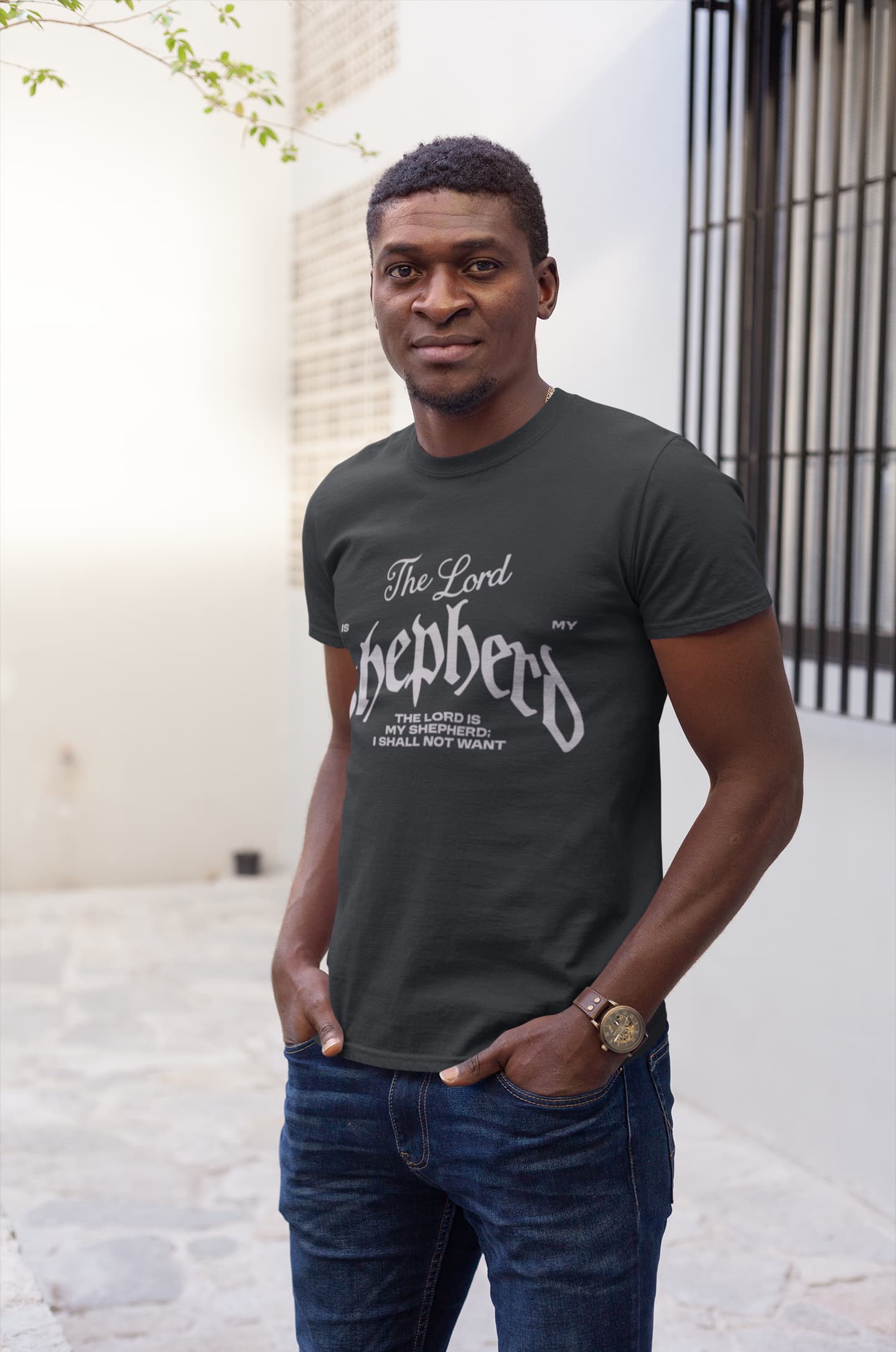MENS BLACK ROUNDNECK T-SHIRT
