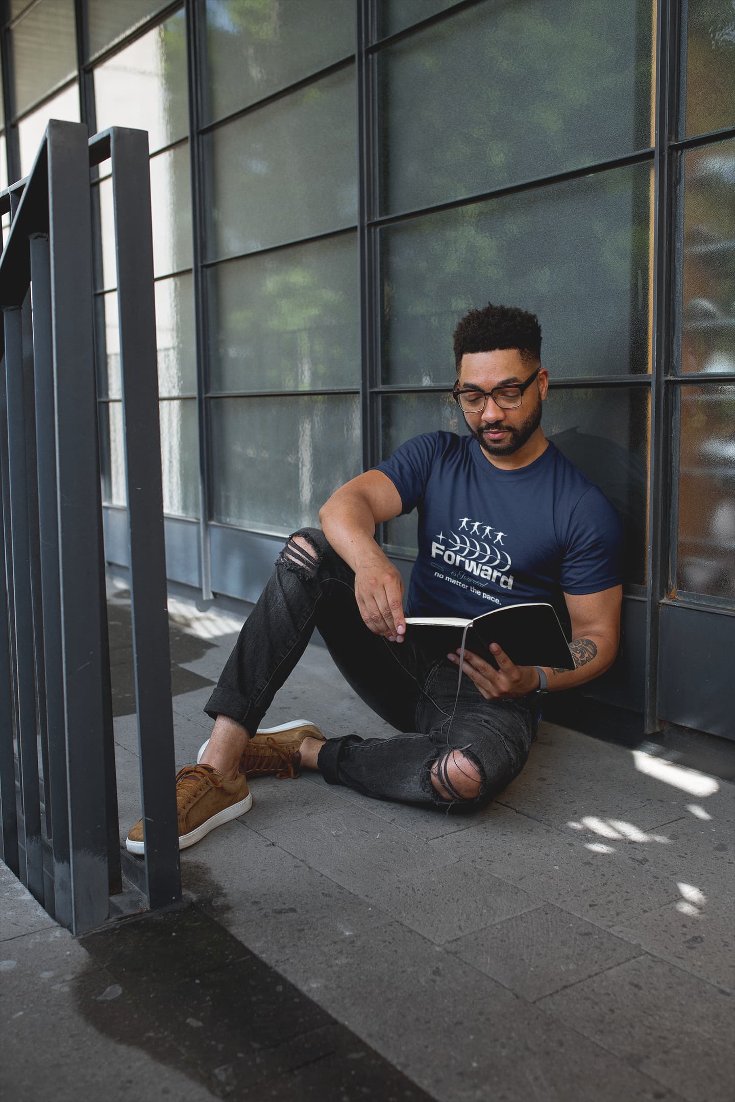 MENS NAVY BLUE ROUNDNECK T-SHIRT