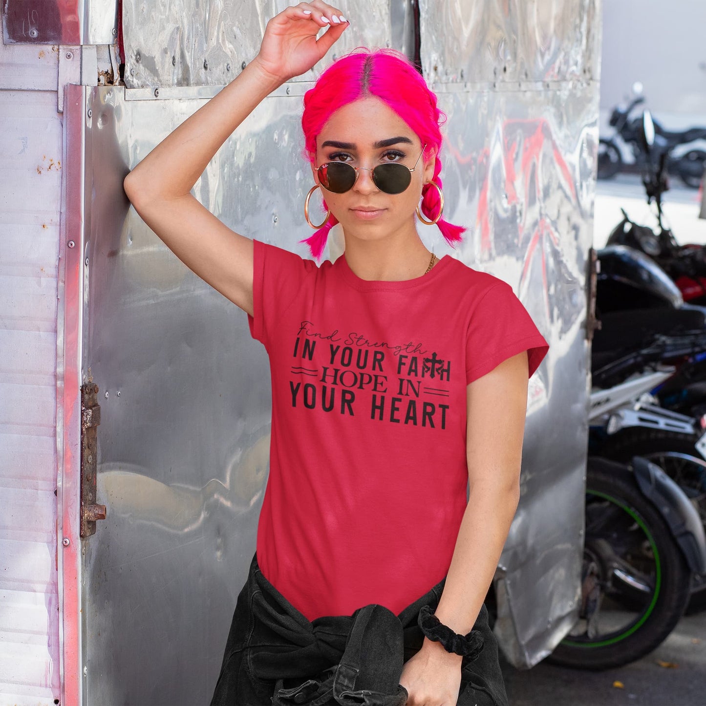 Women's Red Round Neck T-shirts