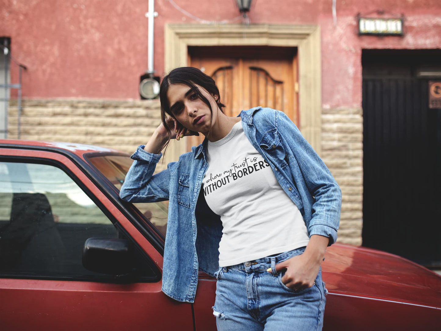 Women's White Round Neck T-shirts