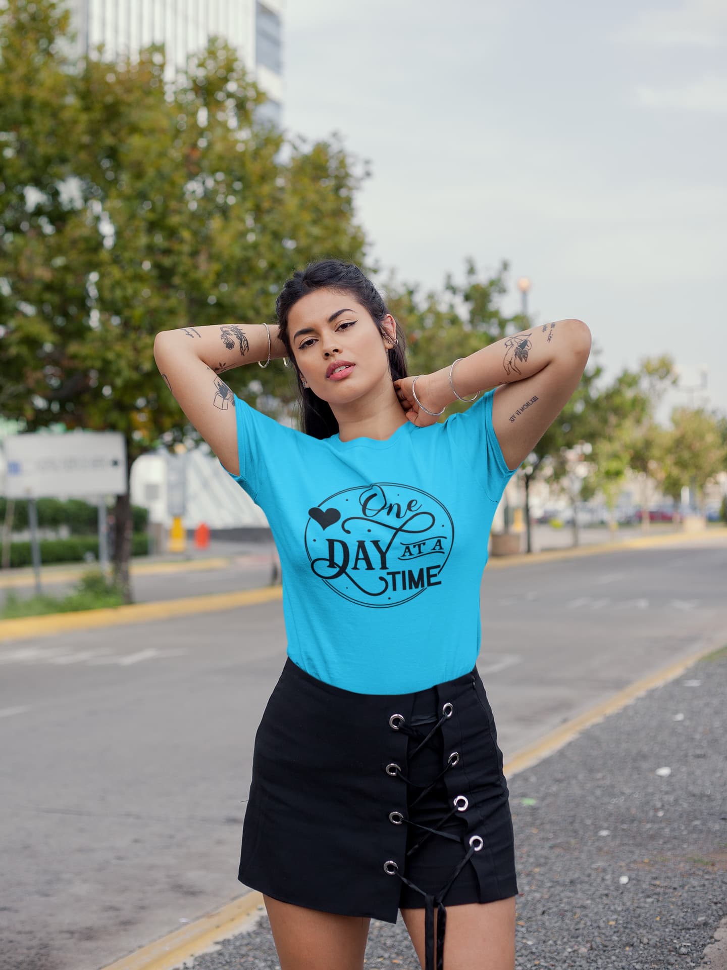 WOMENS SKY BLUE ROUNDNECK T-SHIRT