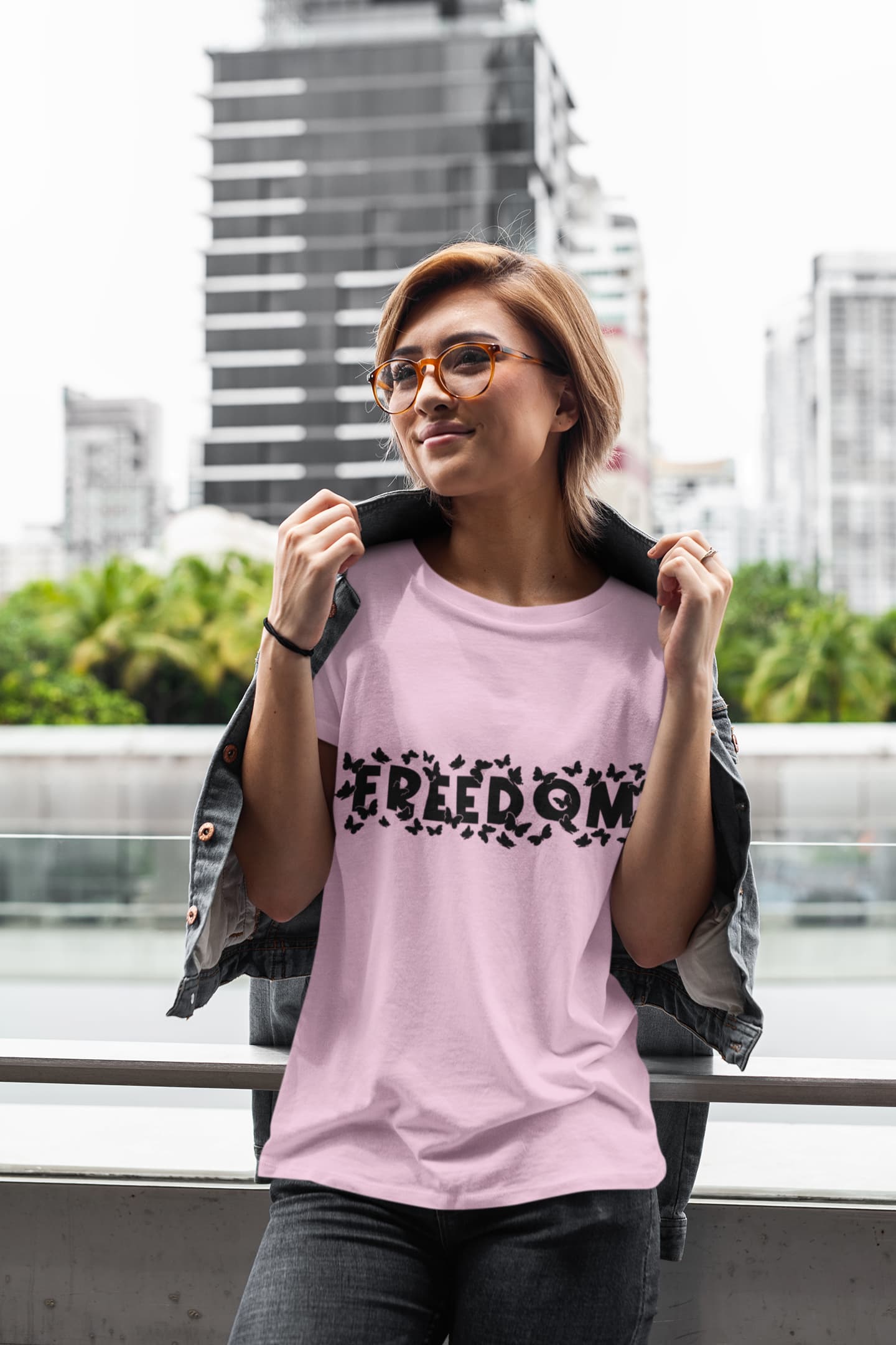 Women's Light Pink Round Neck T-shirt
